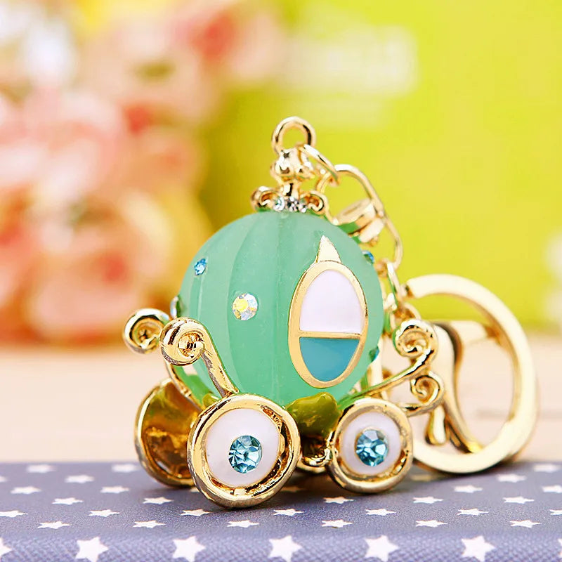 Diamond-encrusted pumpkin car, car keychain, creative bag, pendant, metal key chain ring, accessories, gifts.