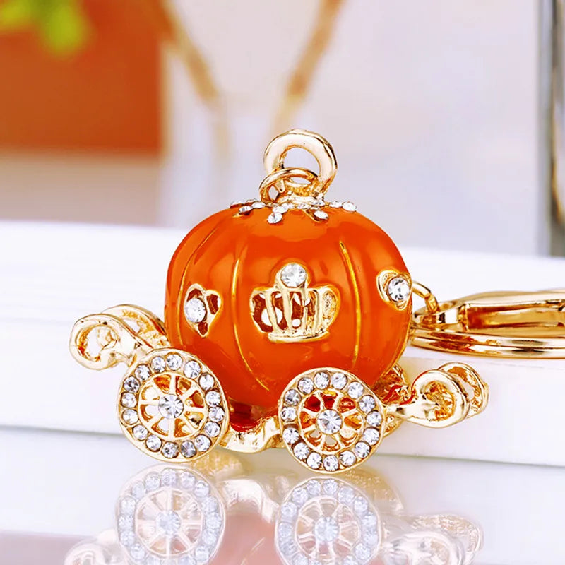 Diamond-encrusted pumpkin car, car keychain, creative bag, pendant, metal key chain ring, accessories, gifts.