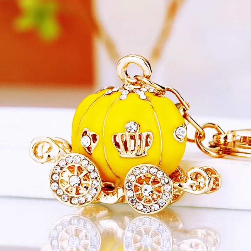 Diamond-encrusted pumpkin car, car keychain, creative bag, pendant, metal key chain ring, accessories, gifts.