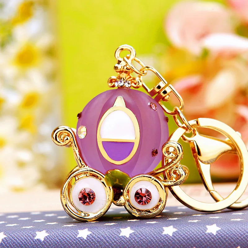Diamond-encrusted pumpkin car, car keychain, creative bag, pendant, metal key chain ring, accessories, gifts.